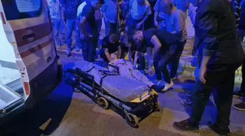 Eskişehir'de yolun karşısına geçmek isteyen yaşlı adama motosiklet çarptı