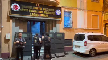 Beyoğlu'nda yan kesicilik : Şüpheli tutuklandı
