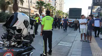 Mersin'de feci kaza : Baba öldü, 14 yaşındaki oğlu yaralandı