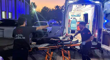 Adıyaman'da kontrolden çıkan otomobil, kaldırımdaki 3 çocuğa çarptı