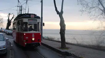 Kadıköy-Moda Tramvay Hattı Neden Kapanıyor ve Alternatif Ulaşım Seçenekleri Neler?