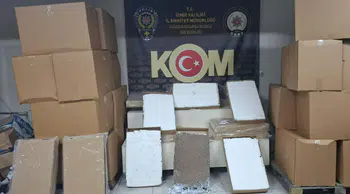 İzmir'de iki milyon 160 bin kaçak makaron ele geçirildi