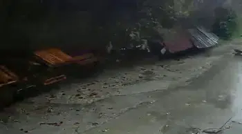Zonguldak'ta istinat duvarı çöktü: O anlar kamerada