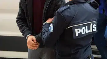 Serik'te cezası bulunan 2 firari yakalandı