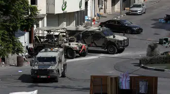 El Halil kentinde İsrail kuşatması 5. gününde: 5 bine yakın kişi evinden edildi