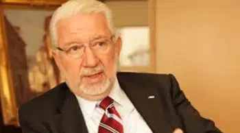 Öner Akgerman Kimdir ve Hayatı Hakkında Bilgiler Nelerdir?