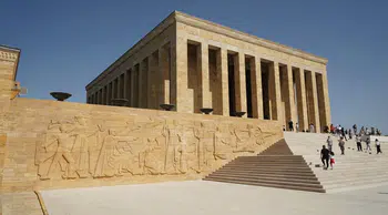 NATO’nun Anıtkabir Paylaşımı Neden Tartışma Yarattı?