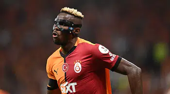 Galatasaray'da Fenerbahçe Derbisi Öncesi Osimhen'in Durumu Ne Olacak?