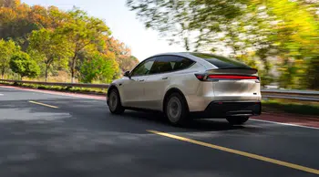 Tesla Model Y Long Wheelbase tanıtıldı: Yeni özellikleri ve fiyatı nedir?
