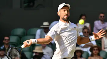 Novak Djokovic, Wimbledon'da yarı finale yükseldi