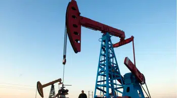 Hürmüz Boğazı'ndaki gerilim petrol fiyatlarında artışa yol açtı
