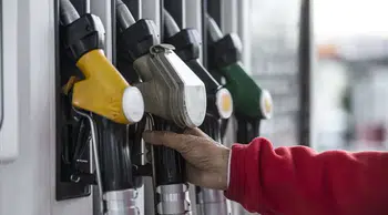 Akaryakıt fiyatlarında son durum : benzin ve motorin fiyatları ne kadar?