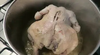Tavuk pişirirken yapılan hata: Tavuğu zararlı hale getirmeyin