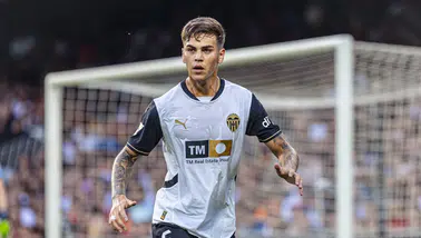 Benfica, Aston Villa'dan Barrenechea'yı satın alma opsiyonuyla kiraladı