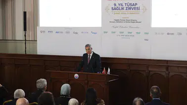 Bakan Memişoğlu 9. Yıl TÜSAP Sağlık Zirvesi'ne katıldı