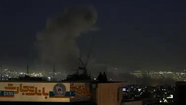 İsrail, Tahran'a yeni bir saldırı başlattı : Patlamalar meydana geldi
