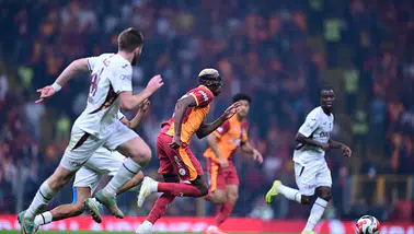 Galatasaray ve Trabzonspor, derbi maçının hazırlıklarına başladı