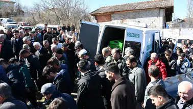 Tekirdağ'da öldürülen 2 kardeş, Samsun'da toprağa verildi