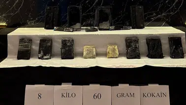 Edirne'de yabancı uyruklu bir şahsın aracında 8 kilo 60 gram kokain ele geçirildi
