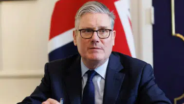 İngiltere, İran saldırısı nedeniyle Kıbrıs Adası çevresine savaş gemisi konuşlandıracak