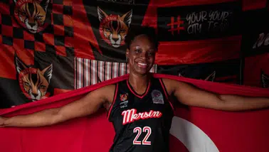 ABD'li yıldız Kennedy Burke , Türk vatandaşı oldu