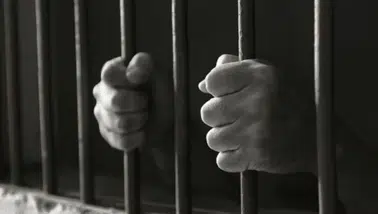 İskenderun'da satırlı saldırı dehşeti : 1'i ağır 3 kişi yaralandı