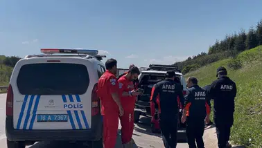 Bursa'da 'Otoyola çocuk bırakıldı' ihbarı ekipleri alarma geçirdi