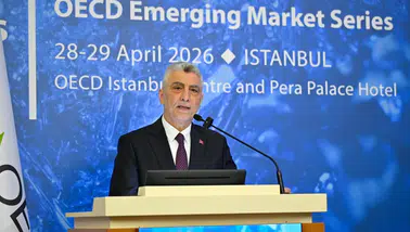 Bakan Bolat,  OECD Kritik Mineraller Forumu'nda