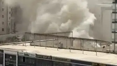 Elazığ’da bir lokantanın bacasında yangın çıktı