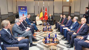 Bakan Bolat Belçika Kraliçesi ve beraberindeki heyetle görüştü