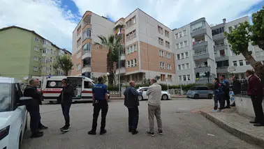 Samsun'da kendisini eve kilitleyen kadını ikna etmek için ekipler seferber oldu