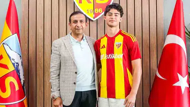 Kayserispor, Kayra Cihan ile sözleşme yeniledi