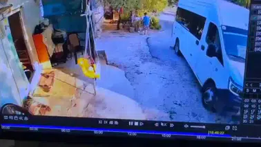Antalya'da babasının kullandığı aracın altında kalan çocuk öldü