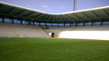 Kazım Karabekir Stadyumu’nda 4 tribün tam kapasiteyle açıldı