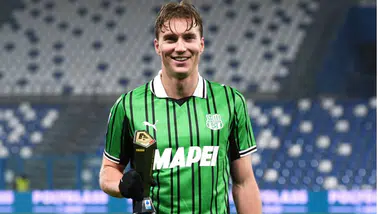 Beşiktaş, Dusan Vlahovic sonrası İtalya'dan yeni bir ismi kadrosuna katıyor