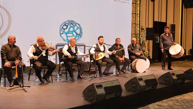 Şanlıurfa'da aşıklar, dengbejler ve abdallar aynı sahnede buluştu