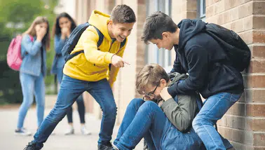 Dünyada 156 Milyon Genç Akran Şiddetine Maruz Kalıyor: Nedenleri ve Çözüm Önerileri Neler?