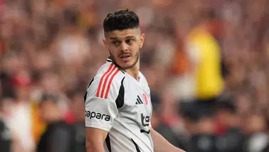 Beşiktaş'ta Milot Rashica sakatlandı ve oyuna devam edemedi