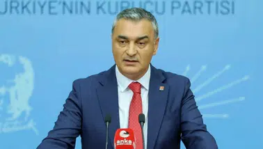CHP Sözcüsü Müslim Sarı: Özgür Özel'e ilk defa katılıyorum; Partisini satıp gidenler haindir
