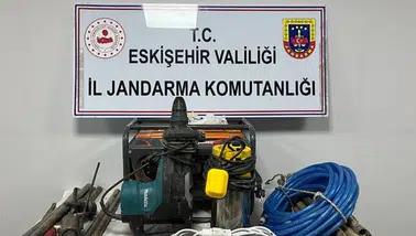 Eskişehir'de kaçak kazı yapan 5 şüpheli suçüstü yakalandı