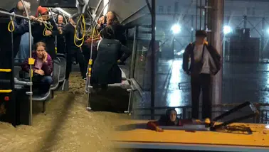 Sarıyer Ayazağa'da Sel Felaketi: Otobüs ve Araçlar Mahsur Kaldı