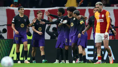 Galatasaray, UEFA Şampiyonlar Ligi'nde Barcelona'ya 4-1 Mağlup Oldu