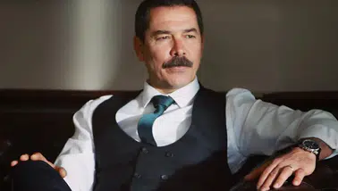 Aynı Yağmur Altında Umur kimdir? Fikret Kuşkan kim, kaç yaşında ve nereli?