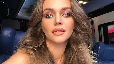 Ecem Karavus Kimdir? Oyunculuk Kariyeri ve Özel Hayatı Hakkında Bilgiler