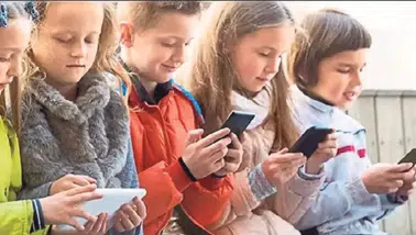 15 yaş altı sosyal medya yasağı ne zaman başlayacak? Yasalaştı mı?