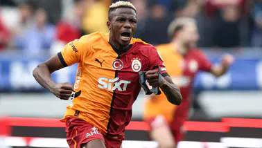 Victor Osimhen kimdir, kaç yaşında, nereli ve evli mi? Hangi takımlarda oynadı?