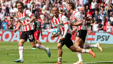 PSV, Eredivisie'de Üst Üste Üçüncü Şampiyonluğunu İlan Etti