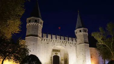 Topkapı Sarayı gece turu ne zaman başlıyor? Bilet ne kadar ve nereden alınır?