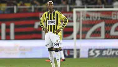 Fenerbahçe sezona mağlubiyetle başladı! Gençlerbirliği'nden 2-1'lik zafer