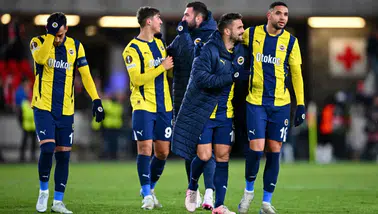 Fenerbahçe'de ara transfer döneminde flaş gelişme : Hangi yıldızlarla yollar ayrılıyor?